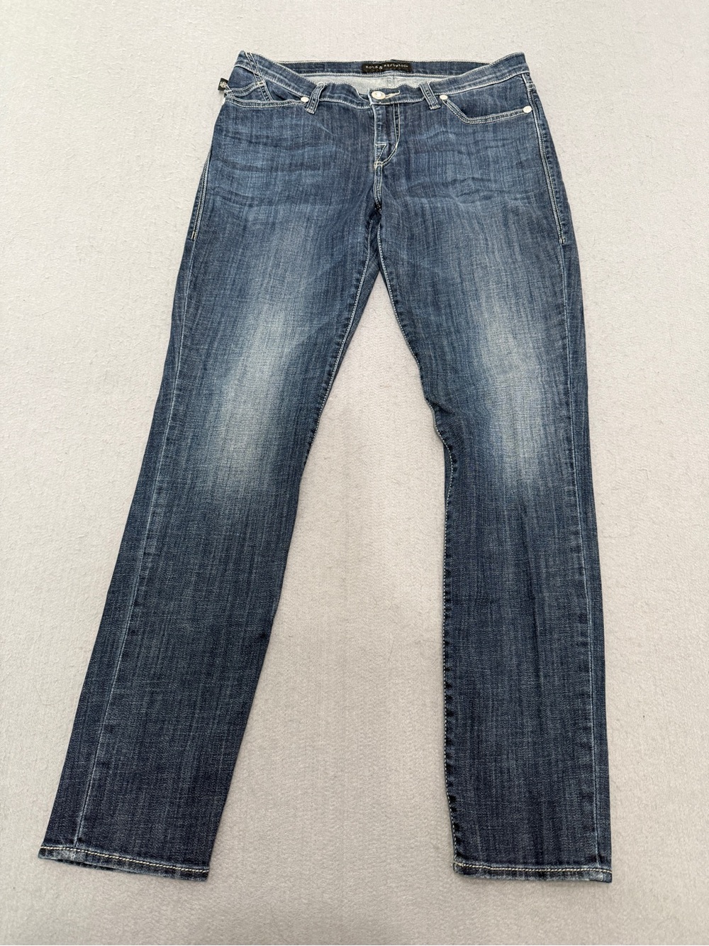 Women’s Rock & Republic Straight-Leg Dark Blue Washed Jeans Size 12